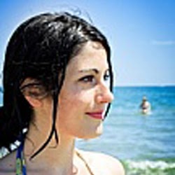 Kristen Weeks Photo 7