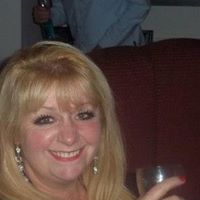 Tracy Lindsay Photo 37