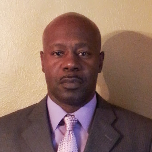 Robert Strong Photo 32