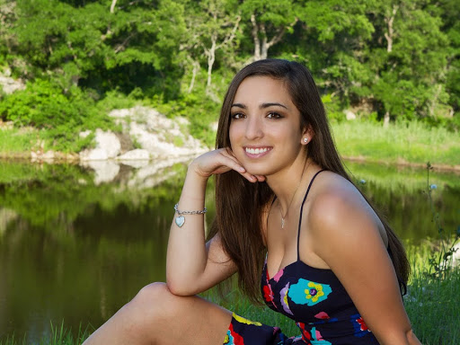 Amanda Anderson Photo 20