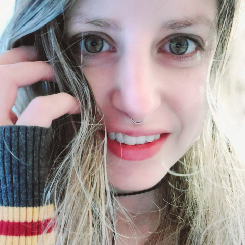 Abigail Jacobson Photo 6