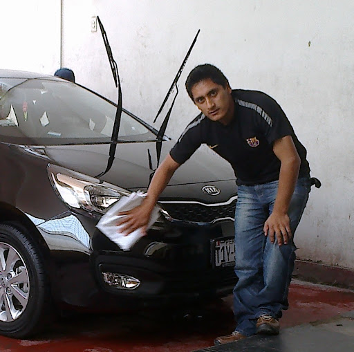 Ubaldo Rodriguez Photo 27