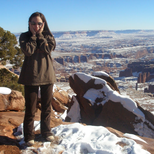 Samantha Martin Photo 14