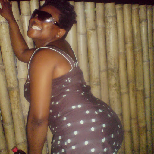 Adrienne Wells Photo 12