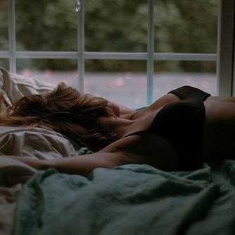 Christina Nicholson Photo 31