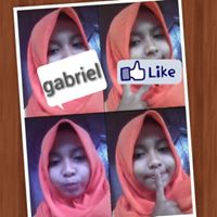 Sarah Gavin Photo 25