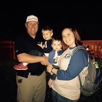 Sarah Huggins Photo 34