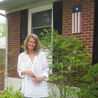 Angelia Russell Photo 16