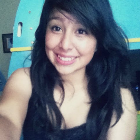 Jennifer Castaneda Photo 22