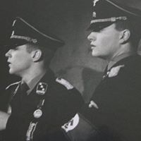 Robert Darrow Photo 19