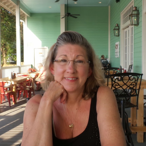 Bonnie Cain Photo 39