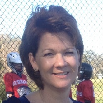 Julie Douglas Photo 9