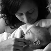 Holly Andrews Photo 23