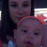 Sarah Gomez Photo 18