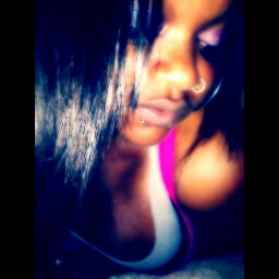 Daisy Matthews Photo 6