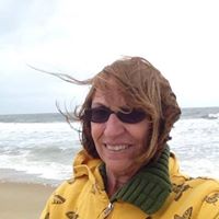 Dana Gilmore Photo 18