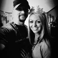 Kristi Lyons Photo 32