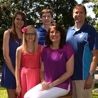 Kelli Taylor Photo 18