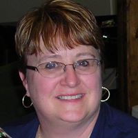 Deanna Adams Photo 22