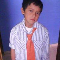 Julian Sandoval Photo 8