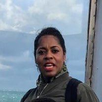 Claudia Campbell Photo 23