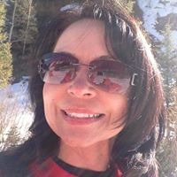 Laura Sisneros Photo 13