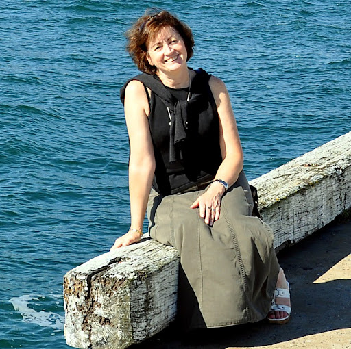 Jennifer Brennan Photo 41