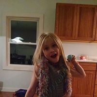 Amanda Grogan Photo 11