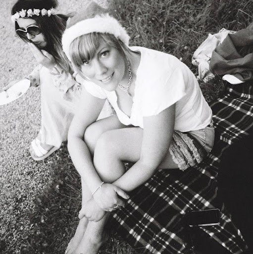 Candice Jennings Photo 27