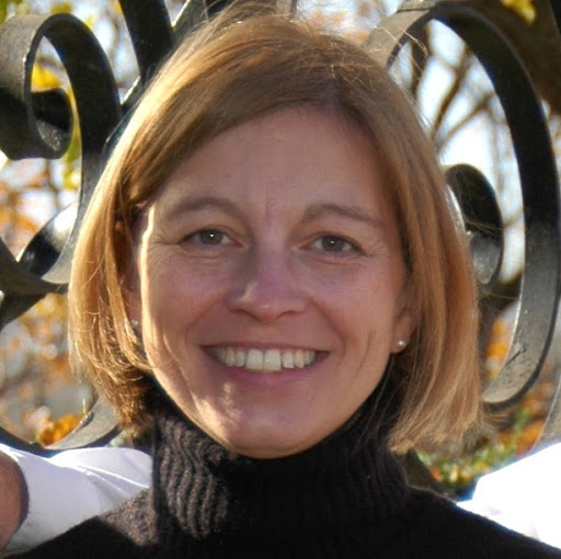 Christina Shelton Photo 20