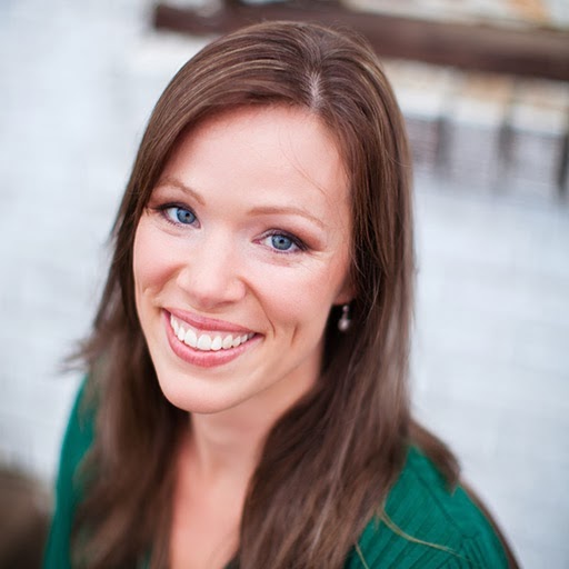 Tara Hornor Photo 1