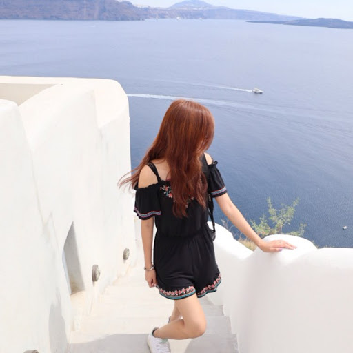 Carmen Cheung Photo 23