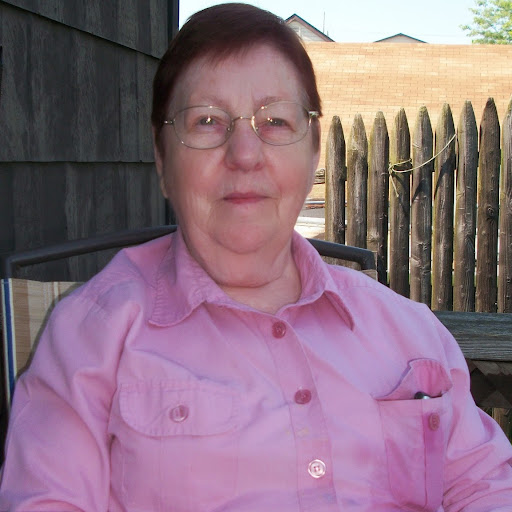 Ellen Robbins Photo 5