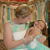 Andrea Couch Photo 10