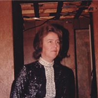 Janice Sylvester Photo 13