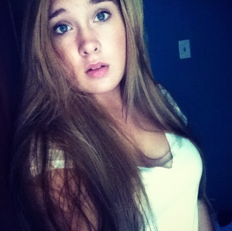 Betty Russell Photo 29