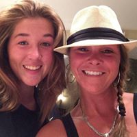 Nicole Hansen Photo 44