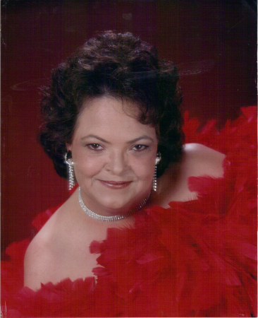 Carla Mills Photo 28