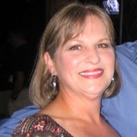 Denise Warren Photo 31