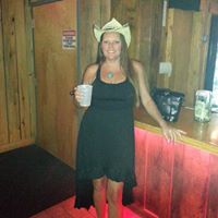 Janine Cummings Photo 33