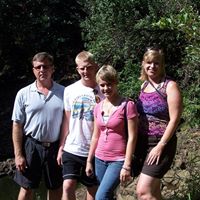 Kristine Reese Photo 8