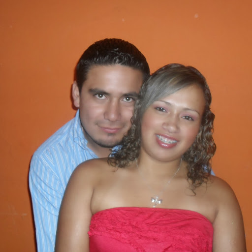 Jenny Gutierrez Photo 27