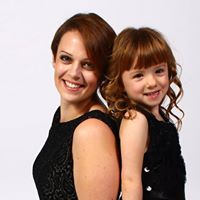 Stephanie Bradbury Photo 28