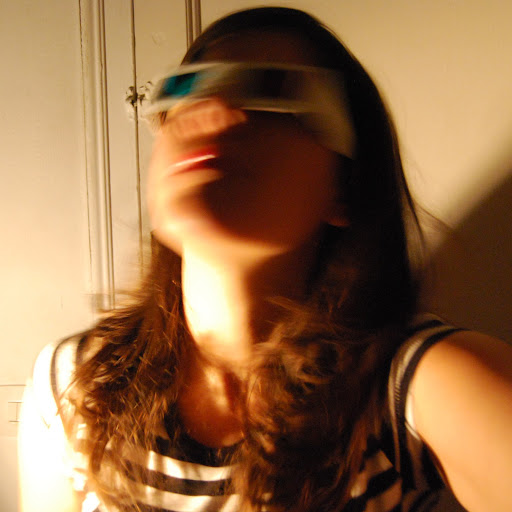 Sara Villanueva Photo 10