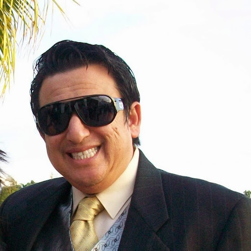 Javier Leon Photo 11