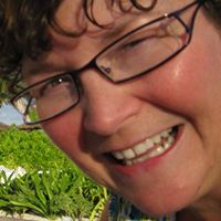 Valerie Marshall Photo 15