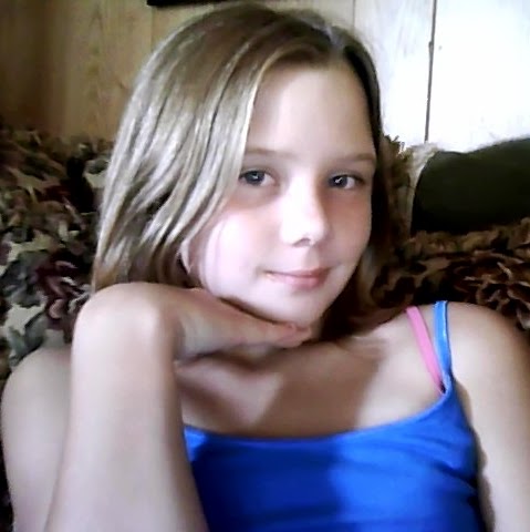 Rebekah Rogers Photo 17