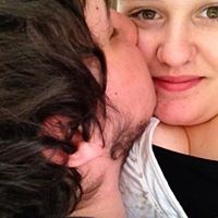 Elizabeth Pinder Photo 10