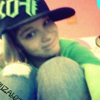 Elisabeth Carpenter Photo 8