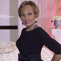 Denise Willis Photo 11